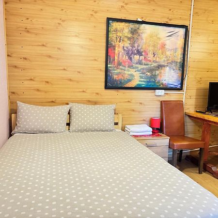 Apartamento Casa Beijing Braşov Exterior foto